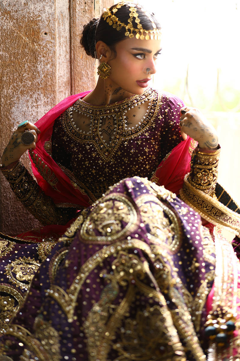 Mohsin Naveed Ranjha (MNR) - Malika Jaan B Ayla's Atelier