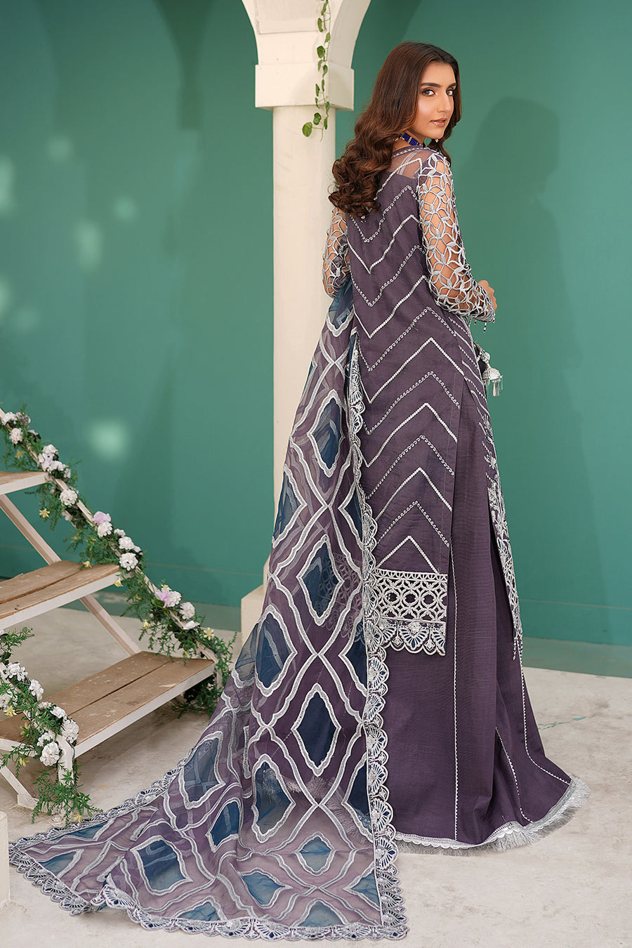 Maryams L-402 Lemilsa Vol 04 Ayla's Atelier