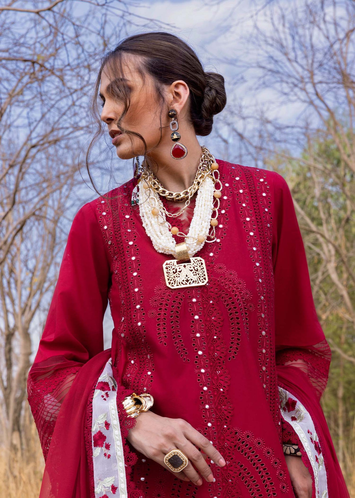 Saira Shakira Luxury Lawn Unstitched 3Pc Suit SHAMS-A Ayla's Atelier