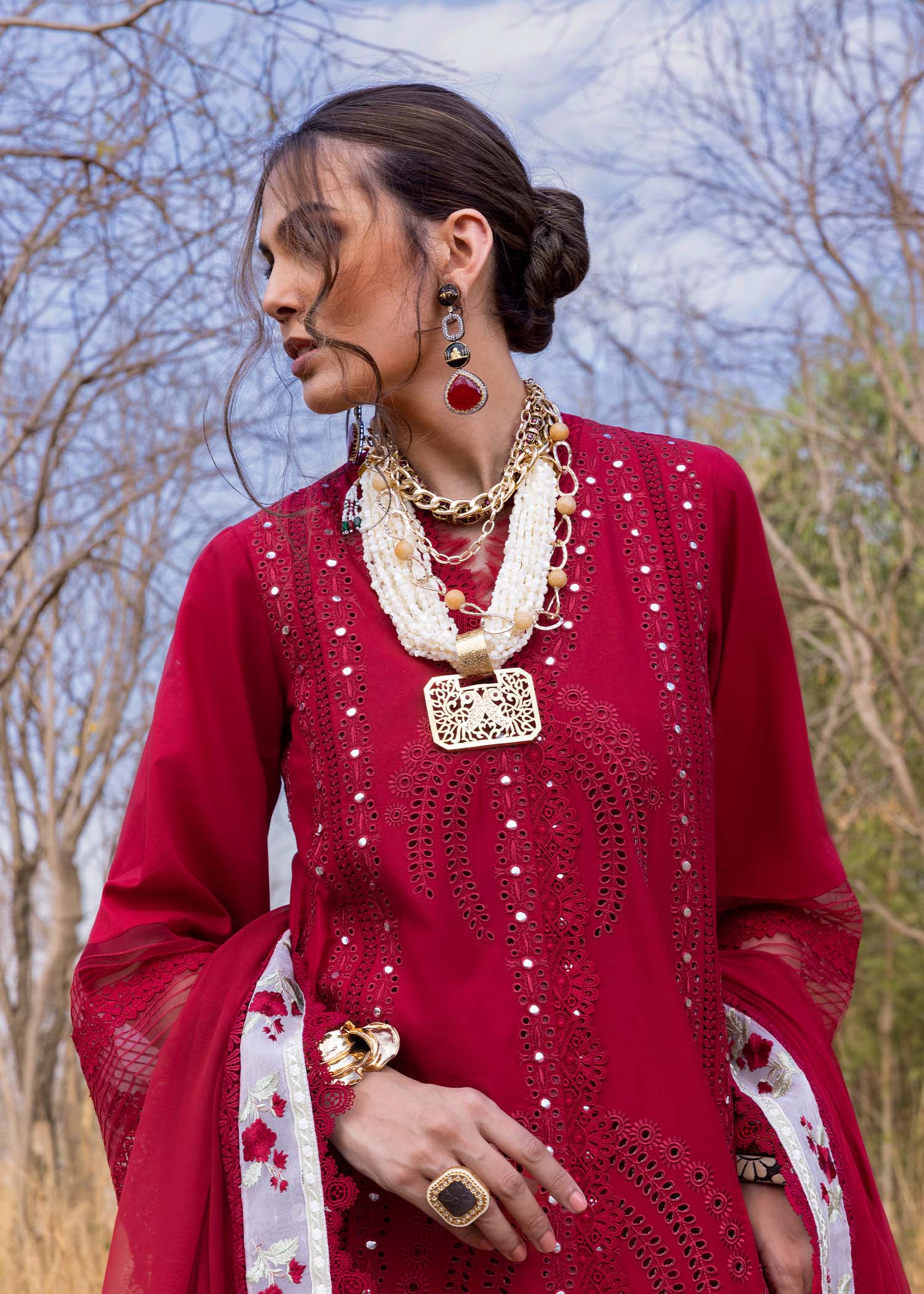 Saira Shakira Luxury Lawn Unstitched 3Pc Suit SHAMS-A Ayla's Atelier